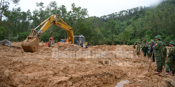 VÌ NHÂN DÂN QUÊN MÌNH...